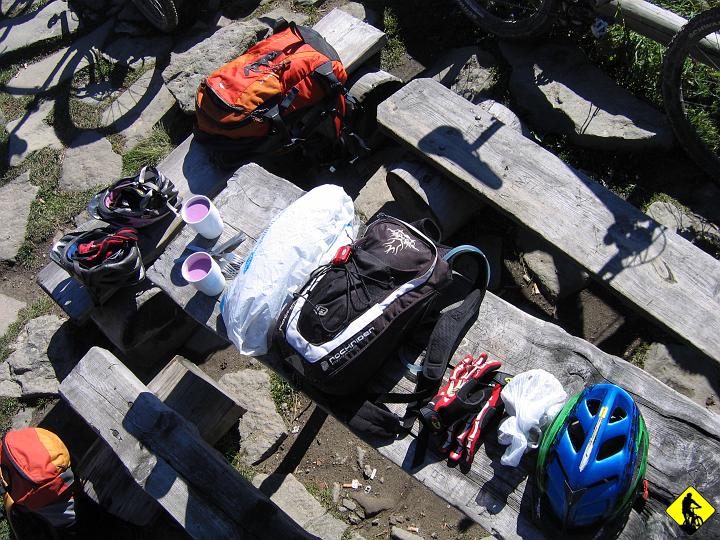 Motka 078.jpg - W trakcie wyjazdów zrobiłem tyle fot, że jak ktoś by przeglądał mój dysk to by pomyślał: po co ten gość to wszystko trzyma. Z tysiąca fot, może 100 poszło na relacje, wiec na "bonus" było w czym grzebać